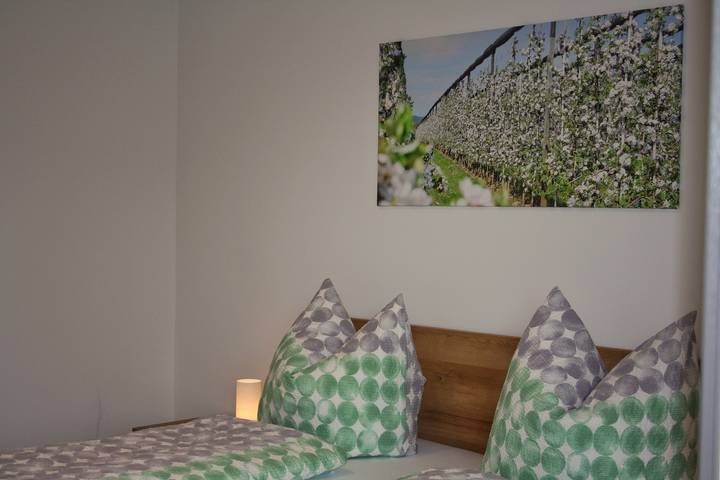 Ganze Ferienwohnung, Obst- & Ferienhof Rauscher - 4-Zimmer Ferienwohnung, 110 qm in Friedrichshafen, Region Bodensee-Oberschwaben