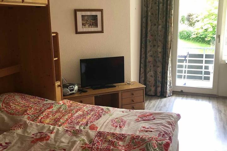 Ganze Wohnung, Schöne Ferienwohnung am Rand der schwäbischen Alb, wandern, relaxen, Therme! in Beuren, Albsteig Etappe 9