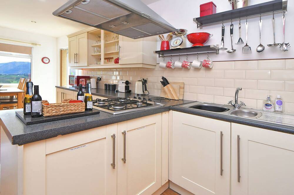 Log Cabin for 8 People in Bassenthwaite, Cumbria