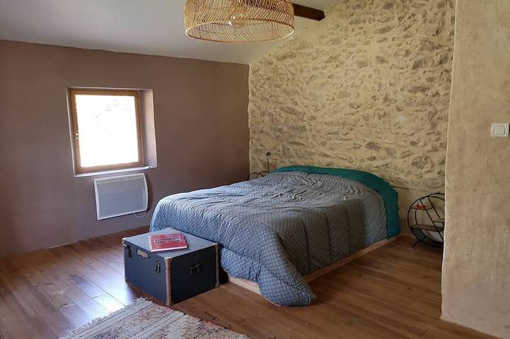 Location de vacances pour 8 personnes, avec terrasse et jardin à Reilhanette - 2