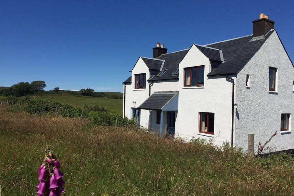 Cottage for 4 People in Isle of Mull, Inner Hebrides