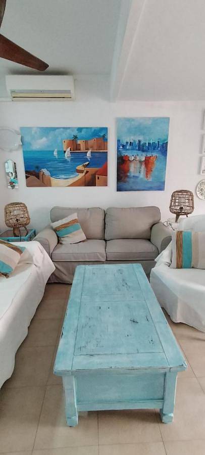 Apartamento para 4 personas, con jardín y vistas, Se admiten mascotas en La Fontanilla