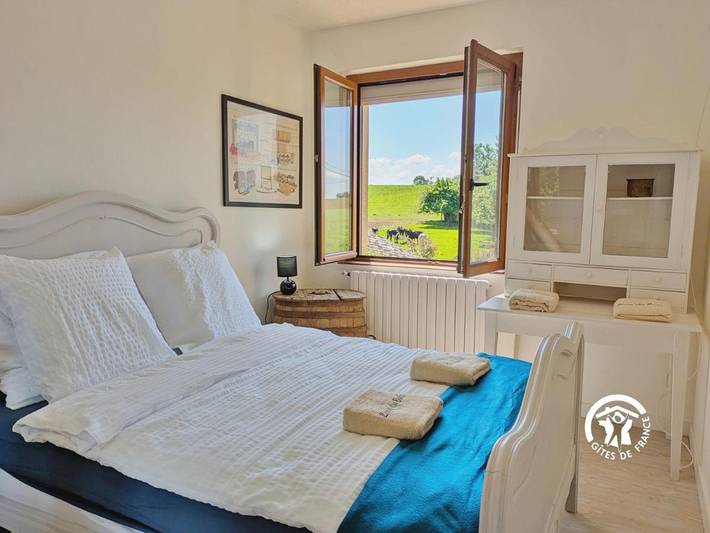 Location de vacances pour 7 personnes, avec jardin dans Lesbois