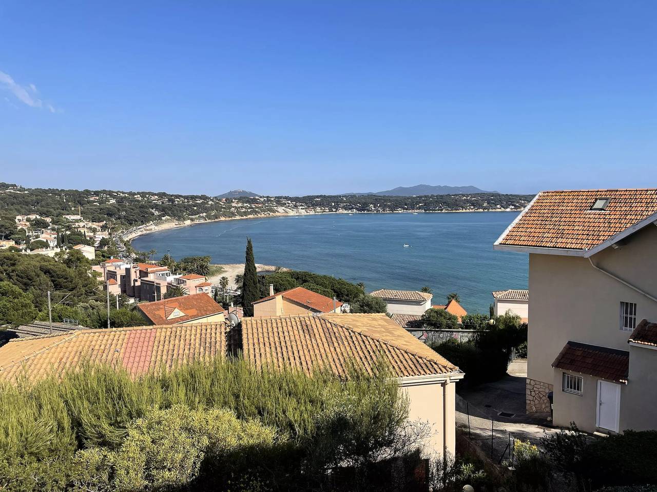 Appartement entier, Appartement vue mer 2 pièces 4 personnes - Budget in Bandol, Côte méditerranéenne (France)