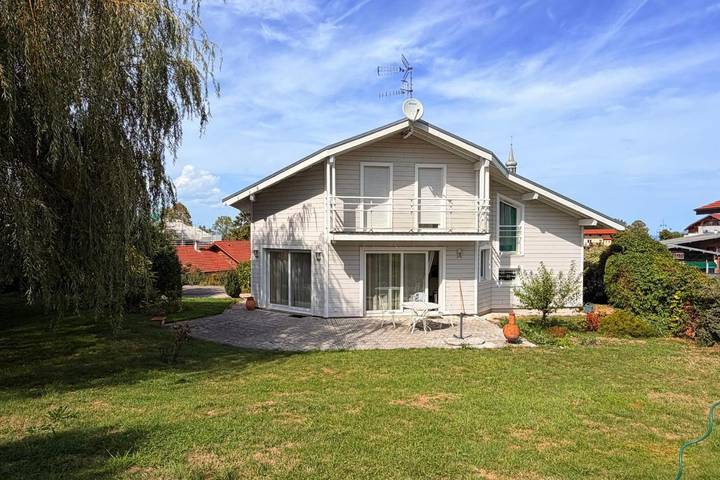 Ferienhaus für 7 Personen, mit Ausblick und Balkon sowie Garten - 1