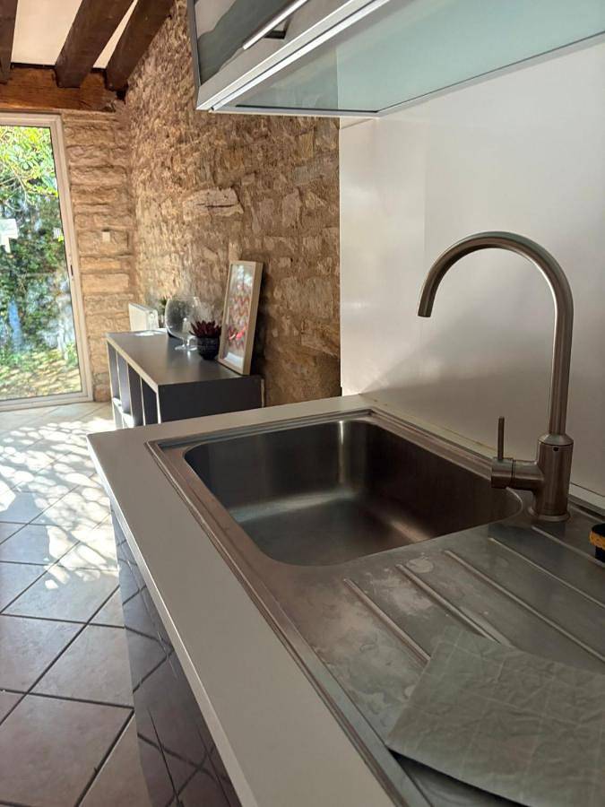 Gîte pour 6 personnes, avec terrasse, animaux acceptés à Fauverney - 3