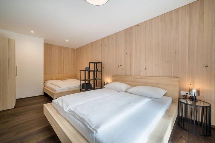 Ganze Wohnung, Ferienwohnung 'Alpreid Moderne Tanne' mit Bergblick, Garten & Wlan in St. Pankraz, Ortleralpen