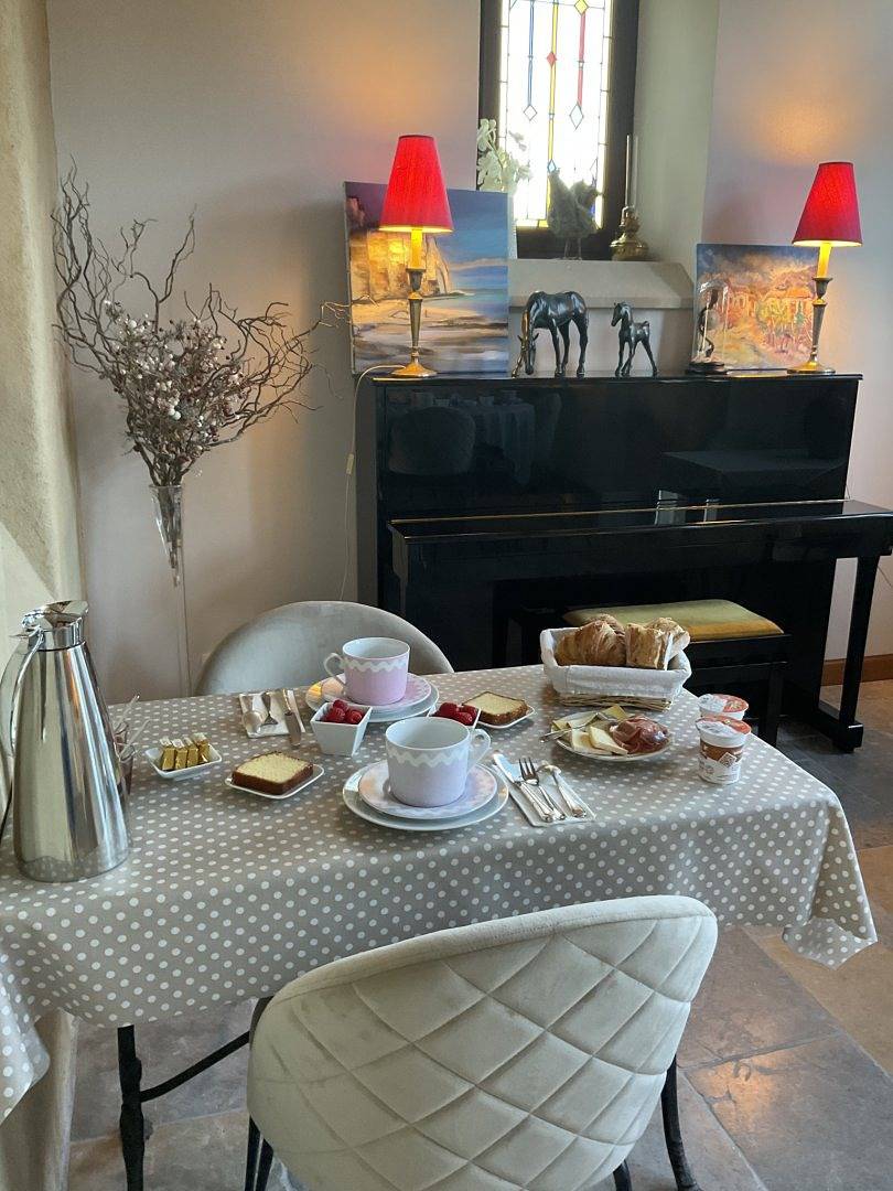 Chambres d'hôtes Manoir de Beaucron - Chambre « Héron » in Brucheville, Carentan les Marais