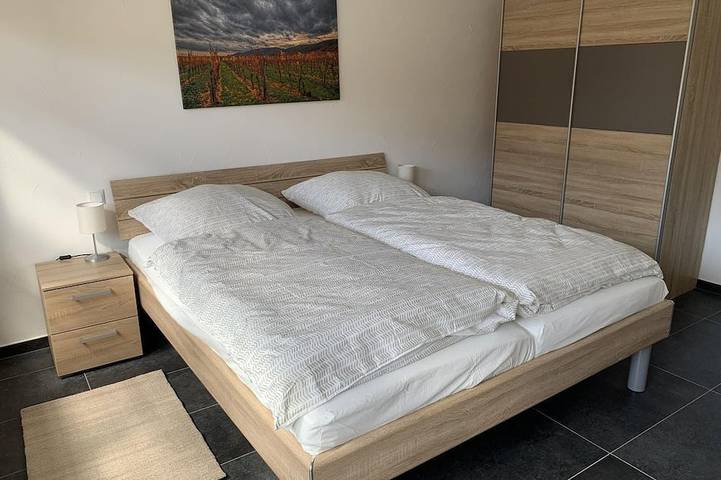 Ferienwohnung für 2 Personen, mit Garten in Gimmeldingen