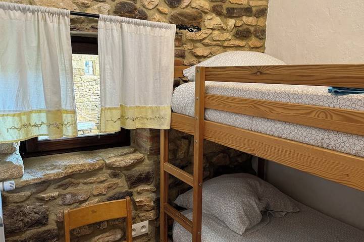 Location de vacances pour 6 personnes, avec jardin et piscine à Frayssinet-le-Gélat - 2