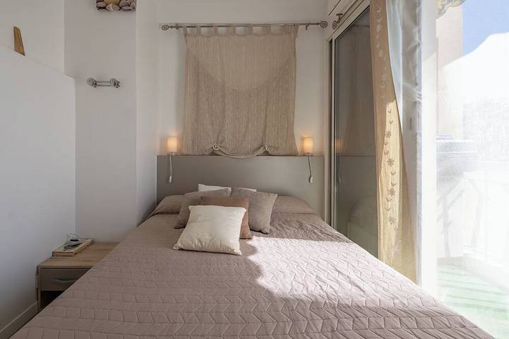 Ganze Wohnung, Appart lumineux climatisé au dernier étage – parfait pour 4 pers in Roquebrune-Cap-Martin, Mittelmeerküste (Frankreich)