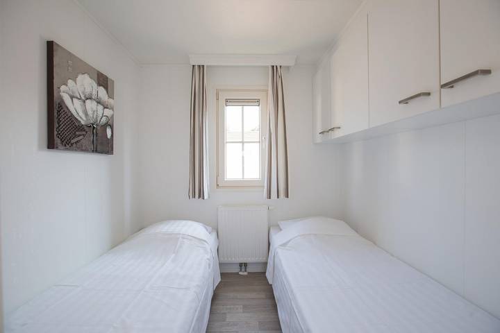 Ferienhaus für 4 Personen, mit Terrasse und Balkon/Terrasse in Oostkapelle - 2