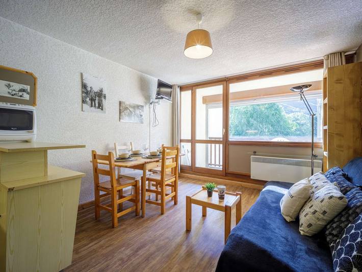 Gîte pour 4 personnes, avec balcon dans Office De Tourisme De Saint Laurent Soulan - 2