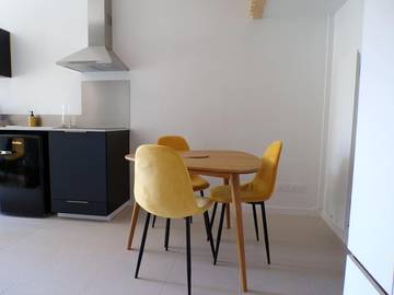 Gîte pour 3 personnes, avec balcon à Bazas