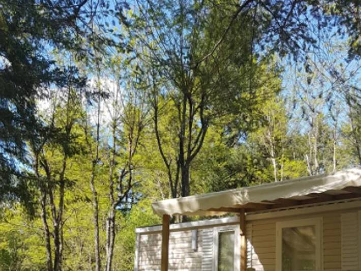 Camping pour 5 personnes, avec bassin pour enfant dans Massif central - 4