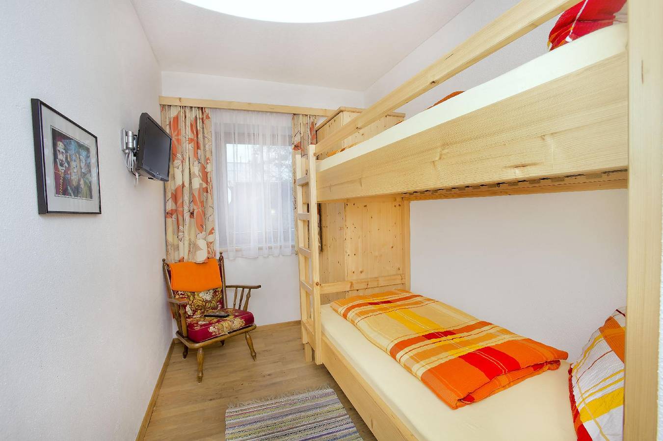 Ganze Ferienwohnung, Schöne Wohnung Enzian für vier Personen in Bramberg am Wildkogel, Kitzbüheler Alpen