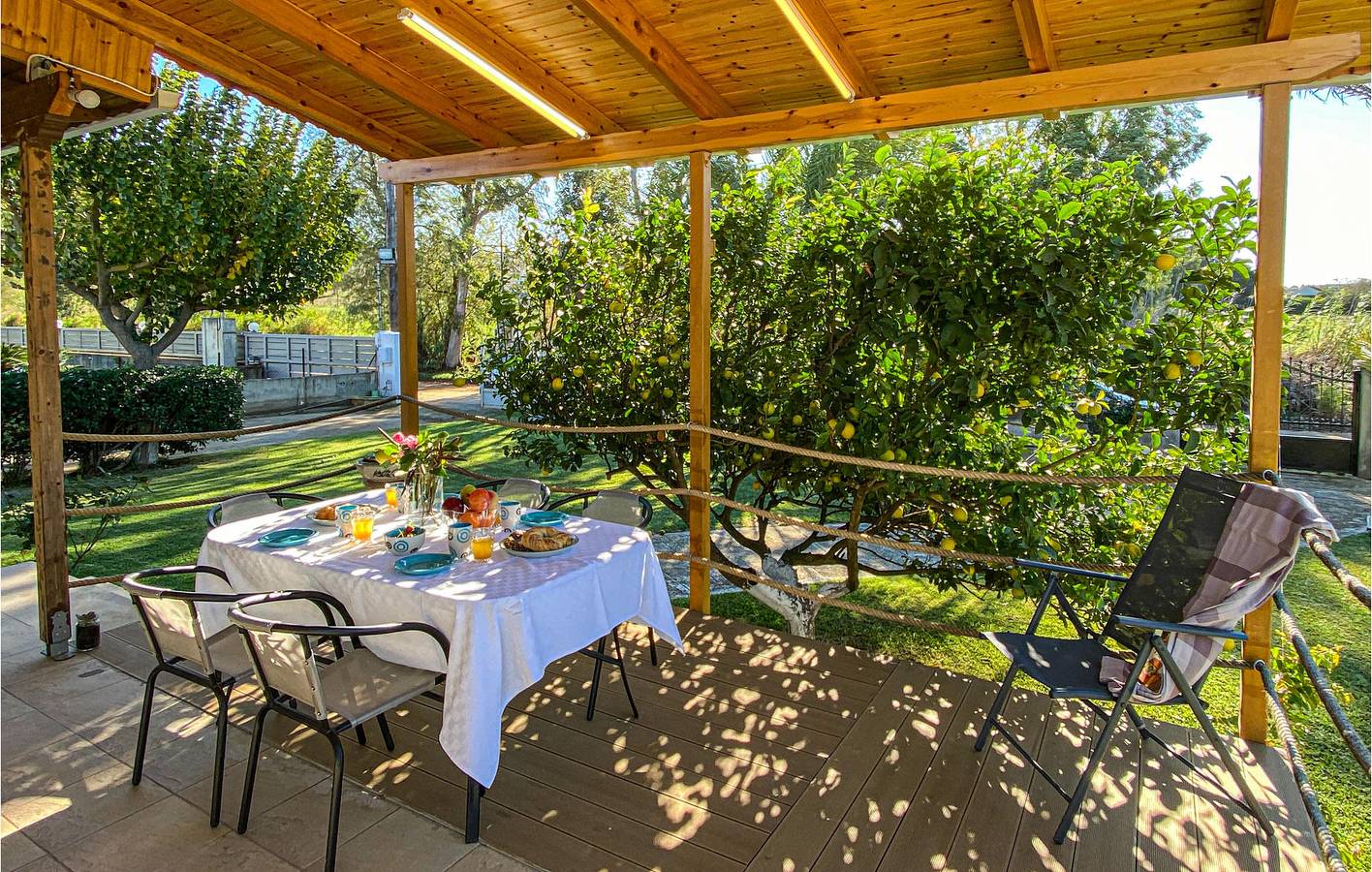 Gemütliche Wohnung mit Terrasse und WLAN – 700 m bis zur Küste! in Golf von Patras