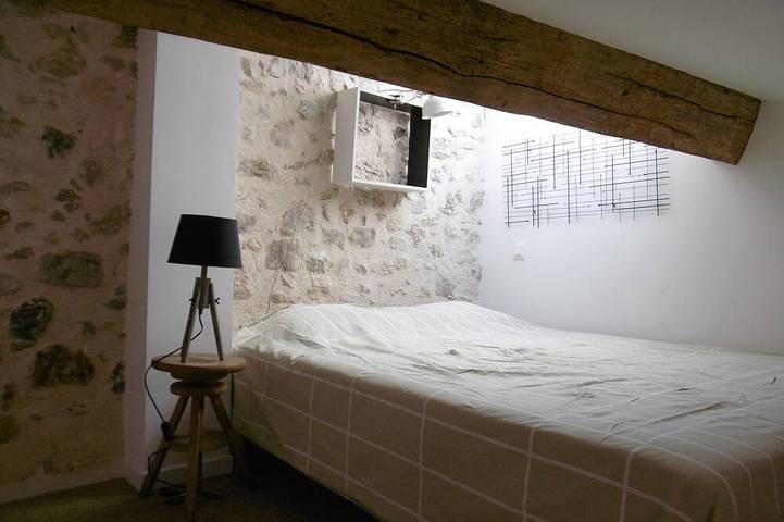Charming holiday cottage with pool-pétanque-table tennis-foosball-Bbq-parking in Roujan, Costa mediterránea (Francia)