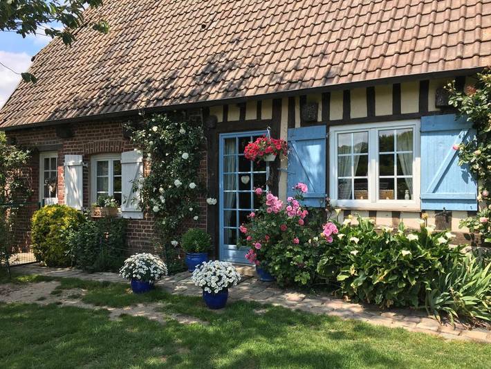 Location de vacances pour 2 personnes, avec jardin et terrasse, animaux acceptés à Sainte-Colombe - 3