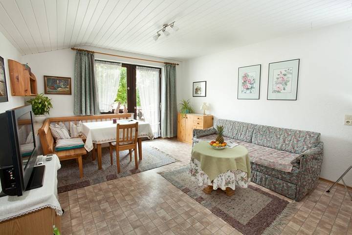 Ferienwohnung für 2 Personen, mit Balkon und Balkon/Terrasse, kinderfreundlich in Bernau am Chiemsee - 2