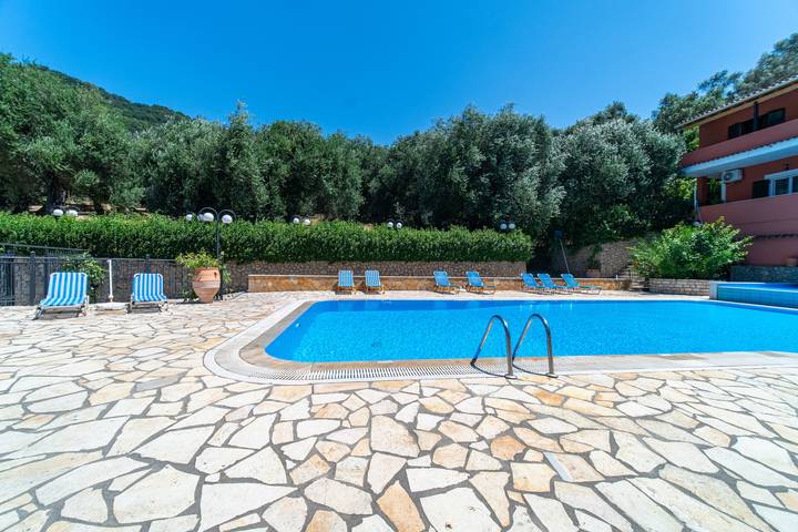 Gîte pour 2 personnes, avec balcon et bassin pour enfant dans Paleokastritsa - 3