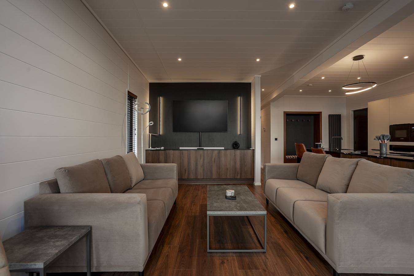 Lodge No 147  | Hot Tub | Stewarts Resort Cameron in Fife region