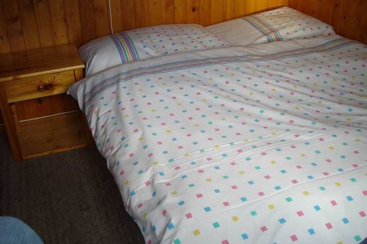 Ganze Wohnung, Chalet Alphütte Appartement/Fewo, Dusche, Wc 4-Bettwohnung Erdgeschoss in Rosswald, Brig