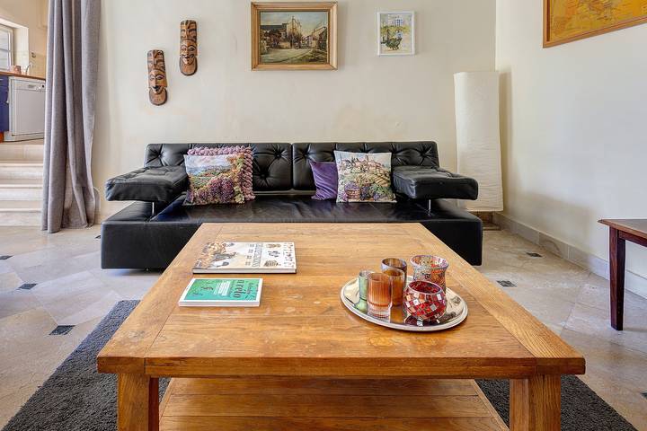 Casa vacanze 'Les Mirandes - La Source' con terrazza privata, giardino e Wifi in Montmoreau-Saint-Cybard, Charente
