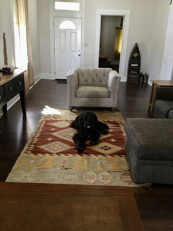 Buchen Sie einen Termin in der State Street in New Albany, Indiana