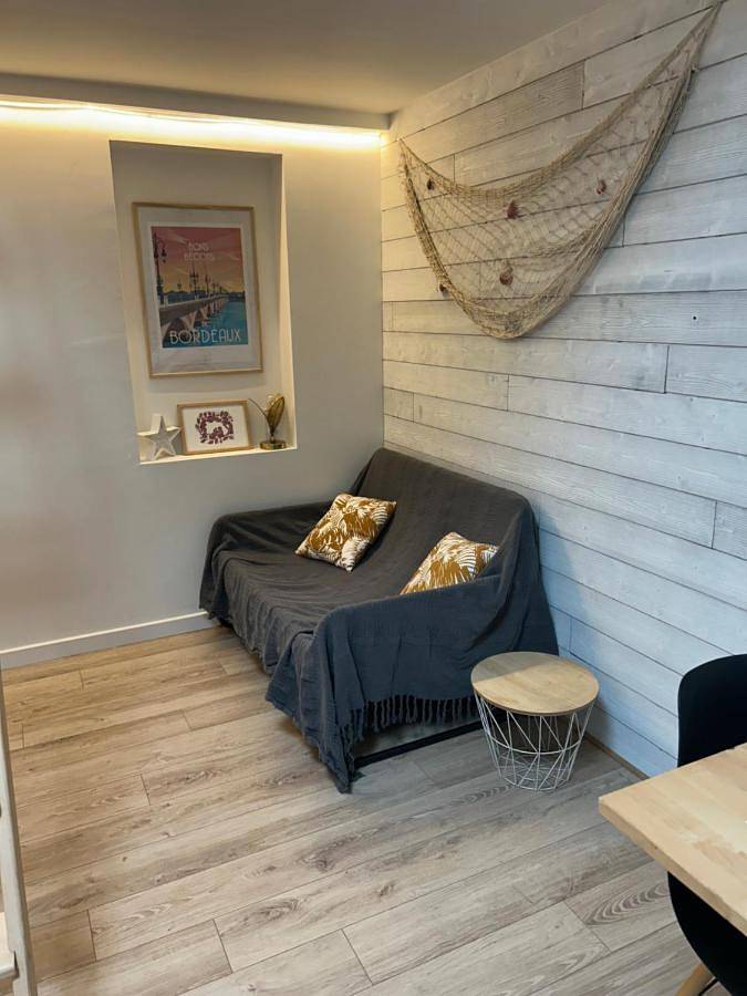 Gîte pour 4 personnes, avec terrasse à Cadaujac