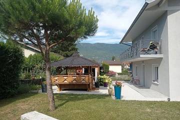 Gîte pour 3 personnes, avec jardin et terrasse à Brison-Saint-Innocent