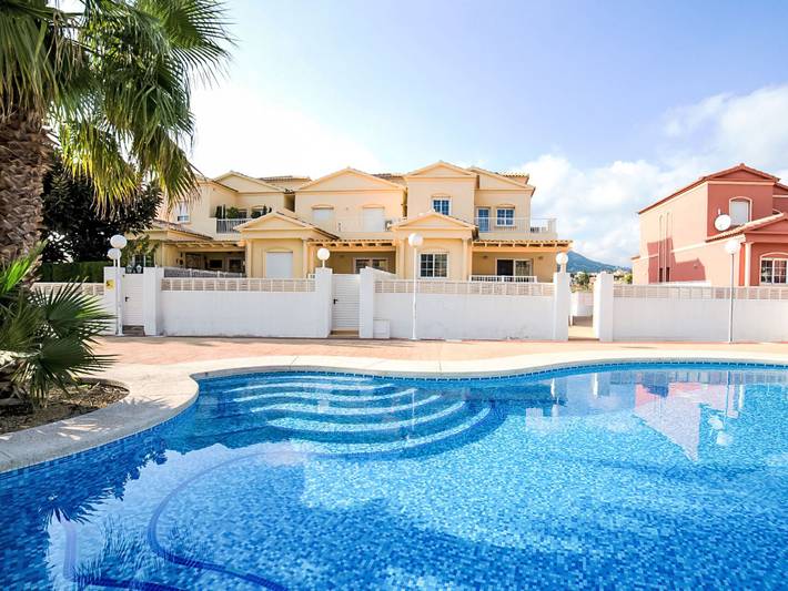 Ferienhaus für 8 Personen, mit Terrasse und Garten in Calpe