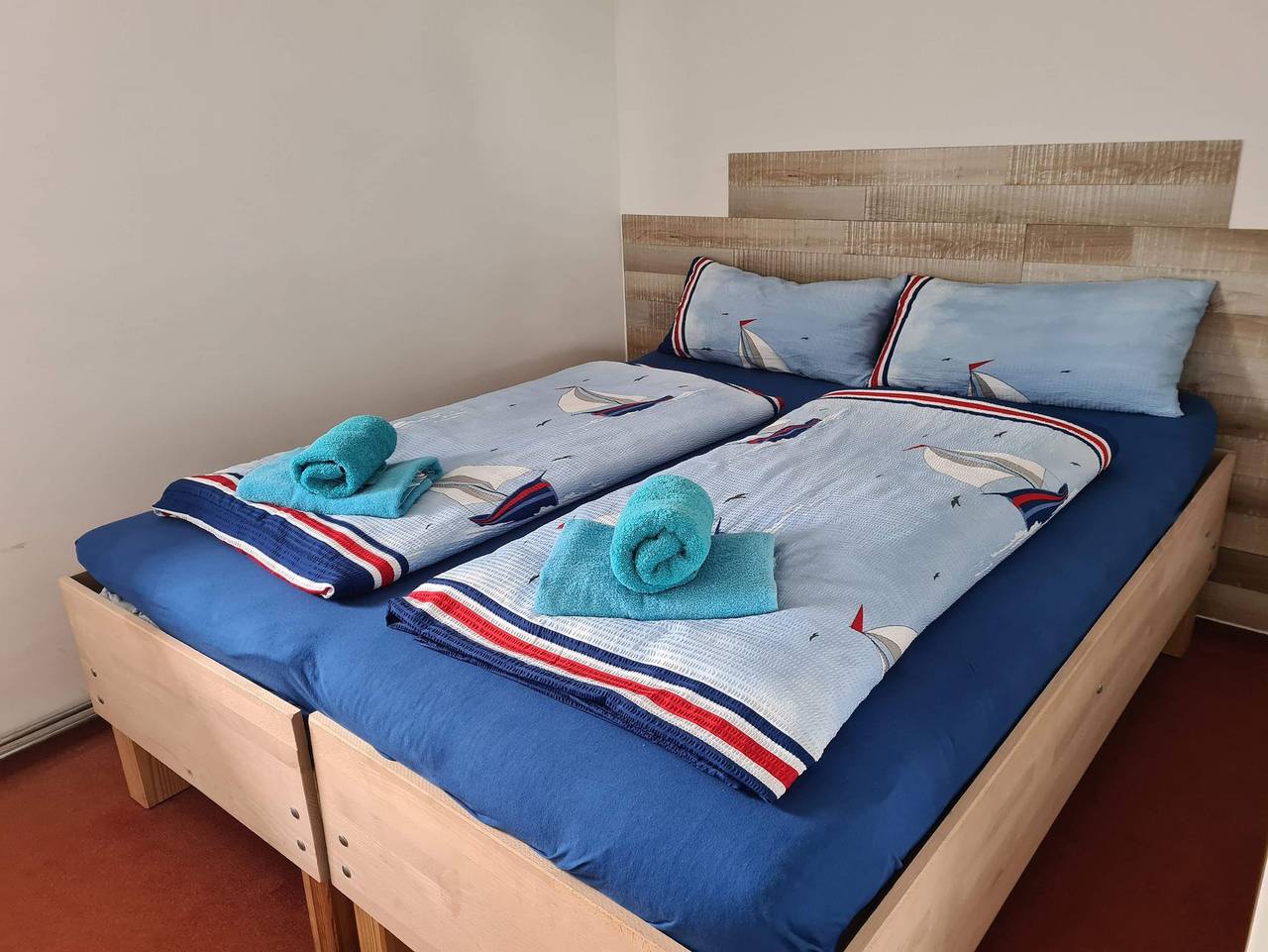 Ganze Ferienwohnung, Bungalow mit Terasse 3 Pers. - Bungalow mit Terasse 3 Pers. in Warnow - West, Rostock und Umgebung