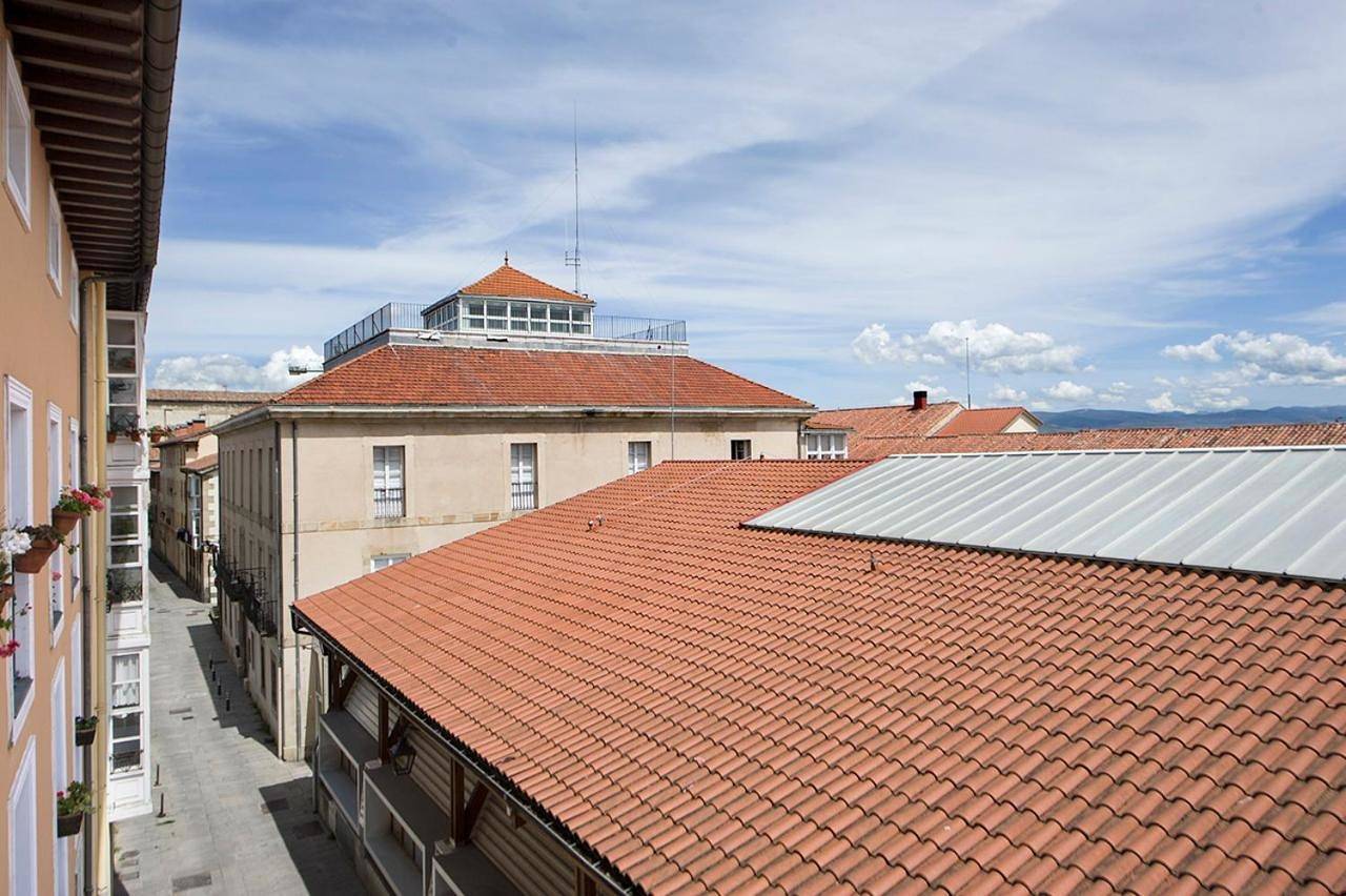 Apartamento entero, La Casa De Santa María Estudios in Vitoria-Gasteiz, Cordillera Cantábrica
