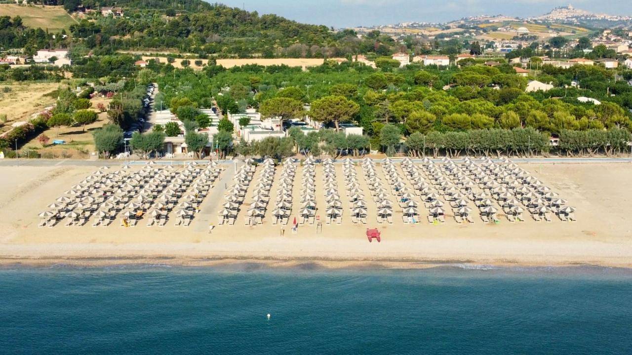 Mobile Home in Spiaggia Marina Palmense, Fermo
