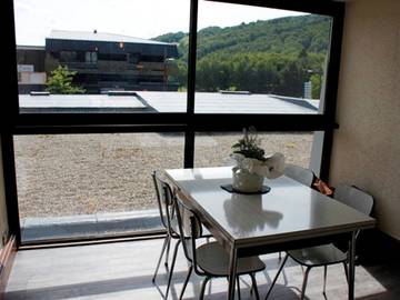 Chalet pour 4 Personnes dans Lac des Hermines, Besse-et-Saint-Anastaise, Photo 2