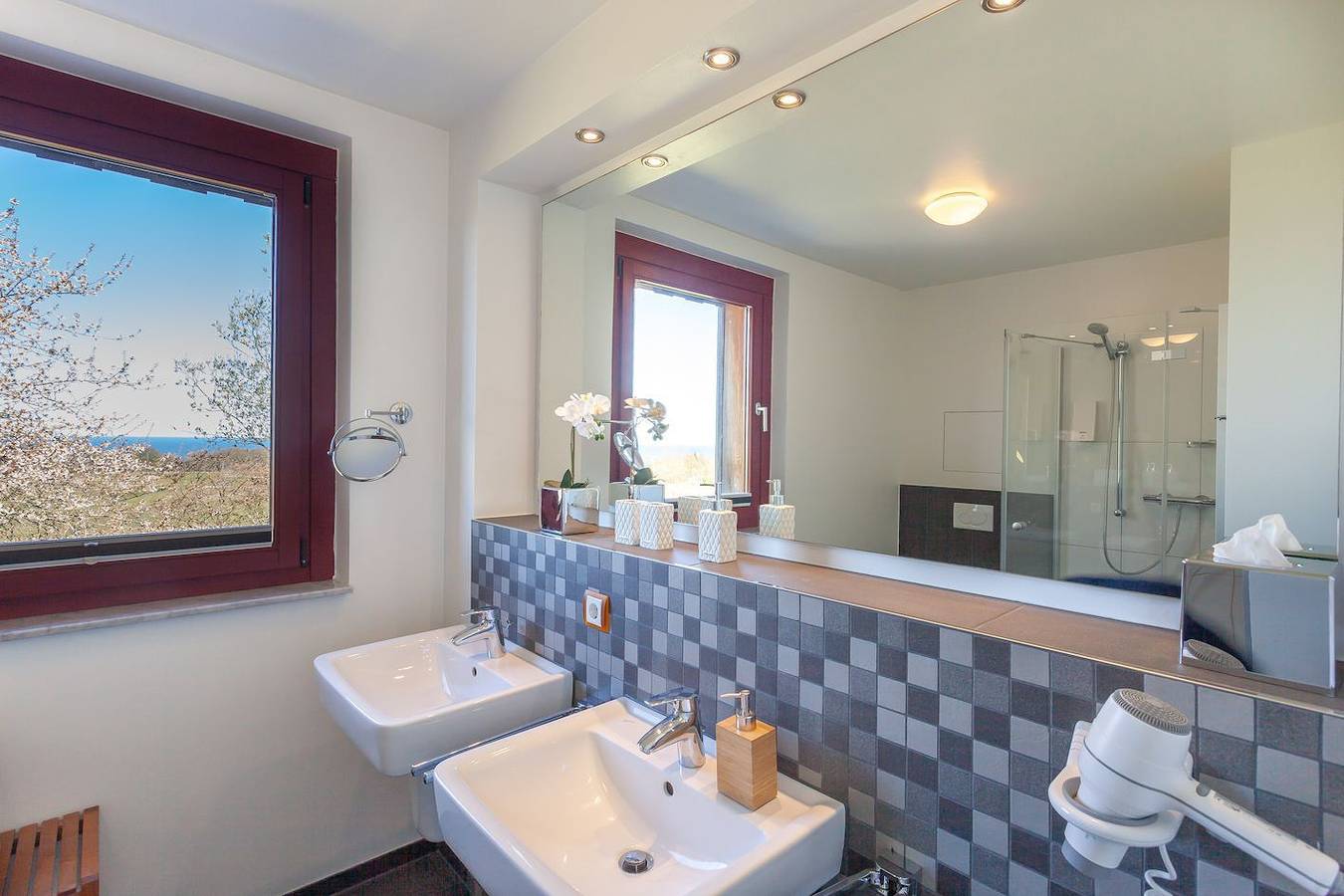 Ganze Wohnung, Haus Fore Appartement "Hiddensee I" in Lohme, Nationalpark Jasmund