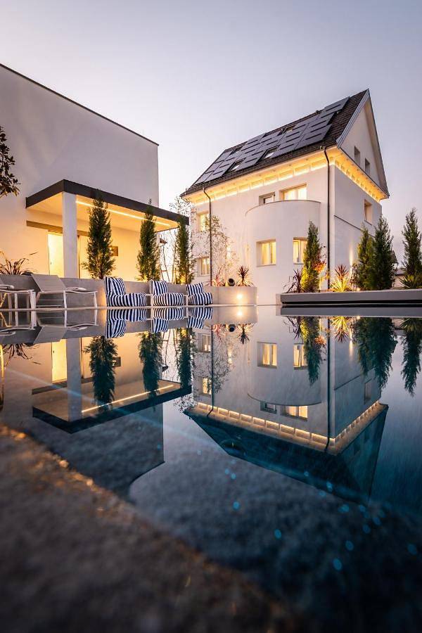 Ferienanlage für 2 Personen, mit Ausblick und Garten sowie Pool und Sauna in Slowenien
