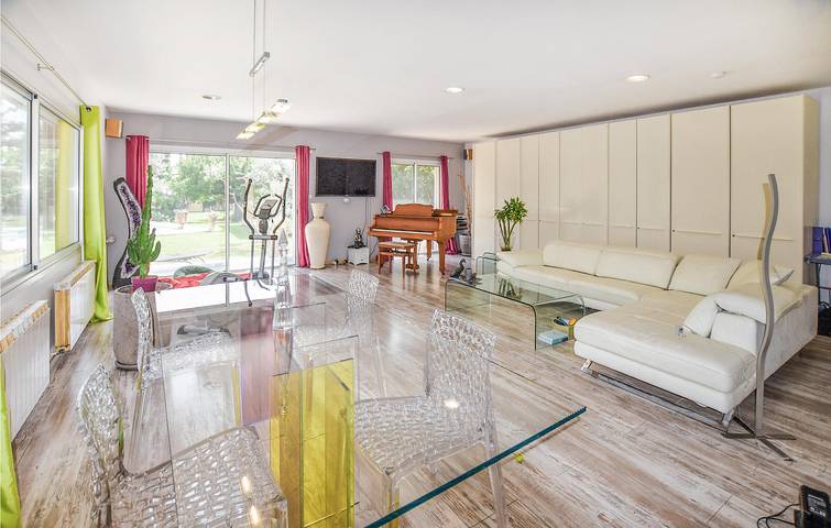 Location de vacances pour 6 personnes, avec piscine et terrasse à Sorgues - 3