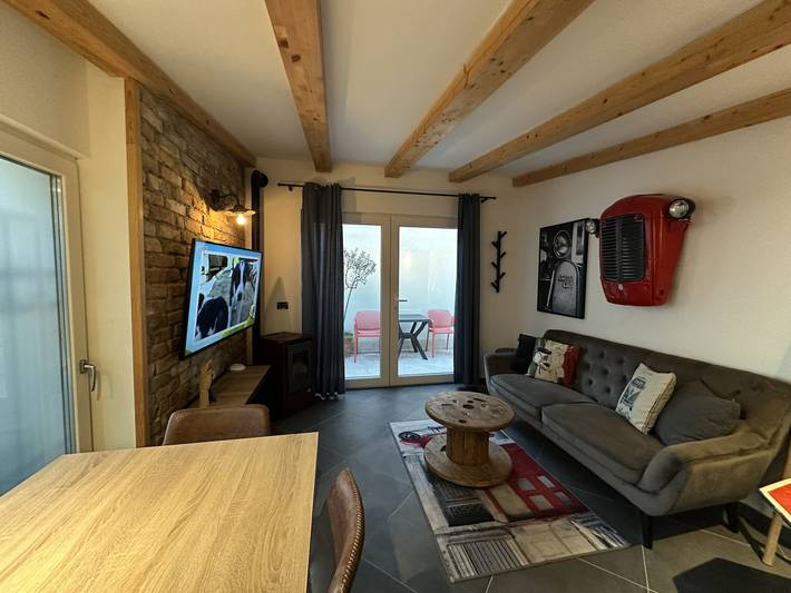 Ferienwohnung für 2 Personen, mit Garten und Terrasse in Poreč