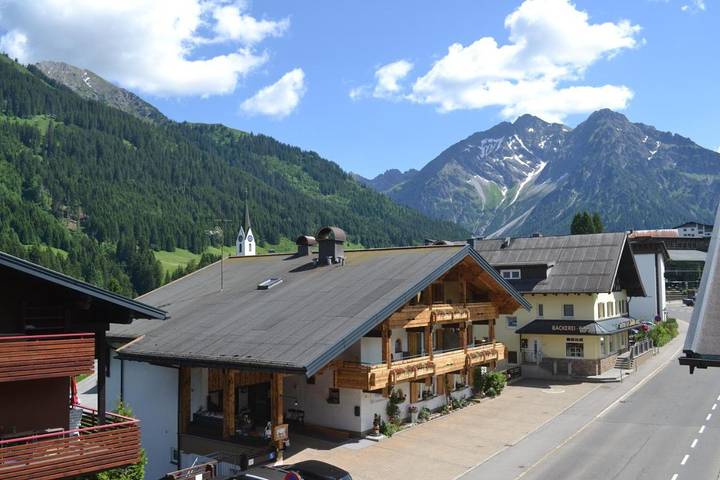 Apartmenthotel für 3 Personen, mit Sauna und Ausblick sowie Balkon, kinderfreundlich im Kleinwalsertal - 4