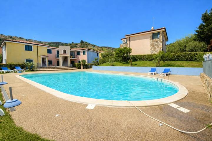 Ferienhaus für 6 Personen, mit Kinderpool und Garten, mit Haustier