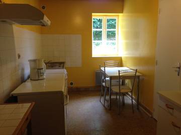 Gîte pour 6 Personnes dans Valdivienne, Vienne (France), Photo 4
