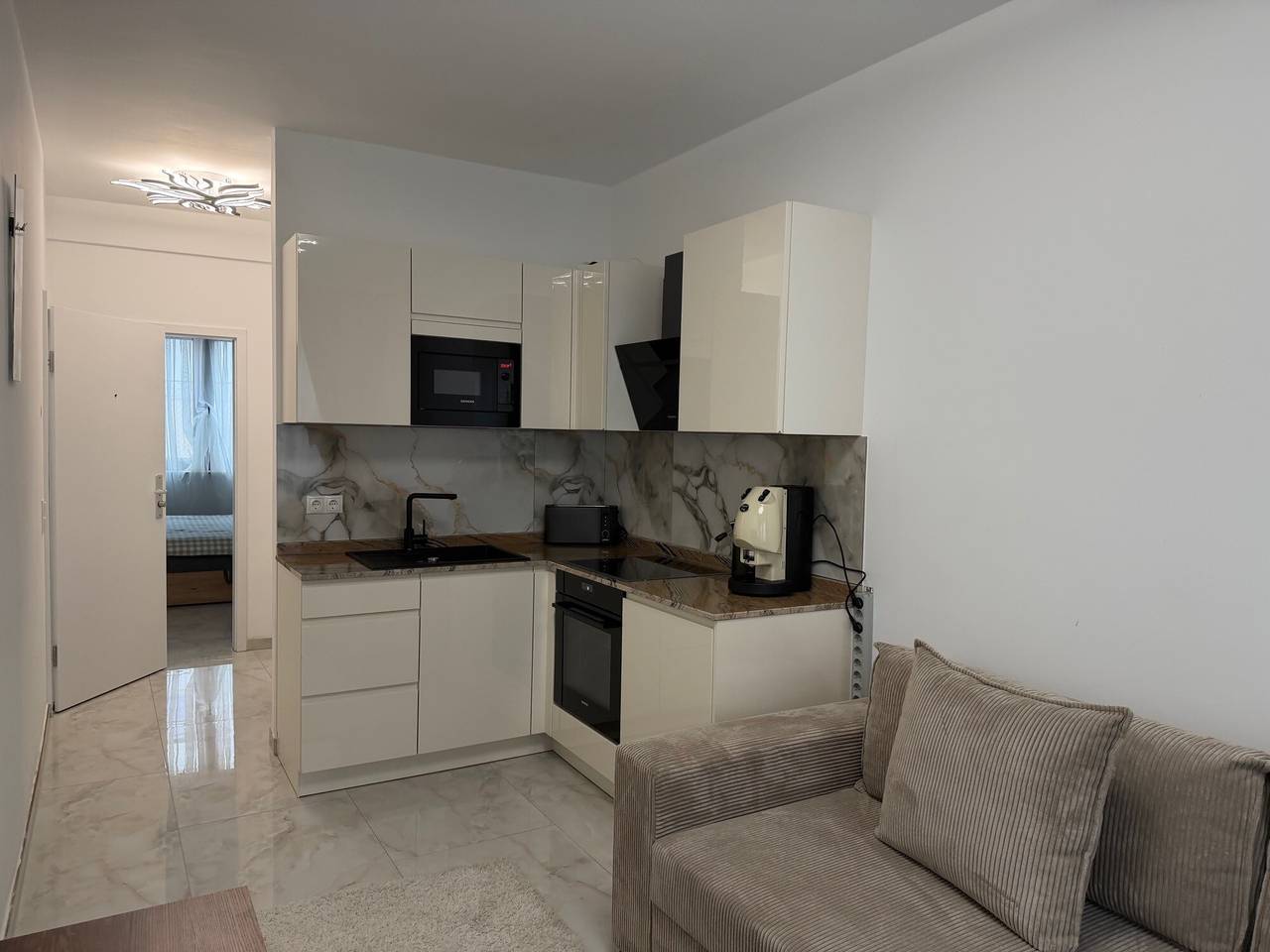 Ganze Wohnung, Apartment „Downtown“ mit Wlan und Klimaanlage in Bonn, Rheinland