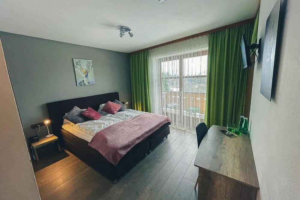 Doppelzimmer 5, Wc und Dusche Getrennt, Südbalkon - Hotel-gasthof Lammersdorf in Millstatt, Oberkärnten
