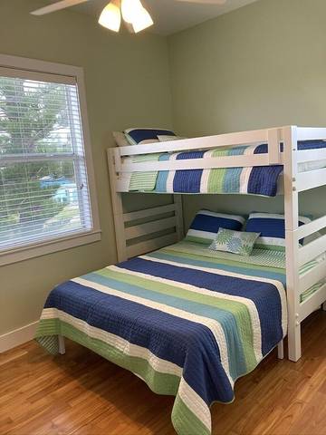 Vacation House for 10 Guests in Englewood Beach, Manasota Key, Picture 2