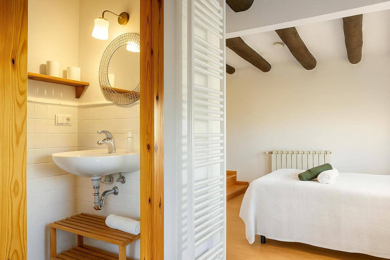 Triple Room in Montsonís, Foradada