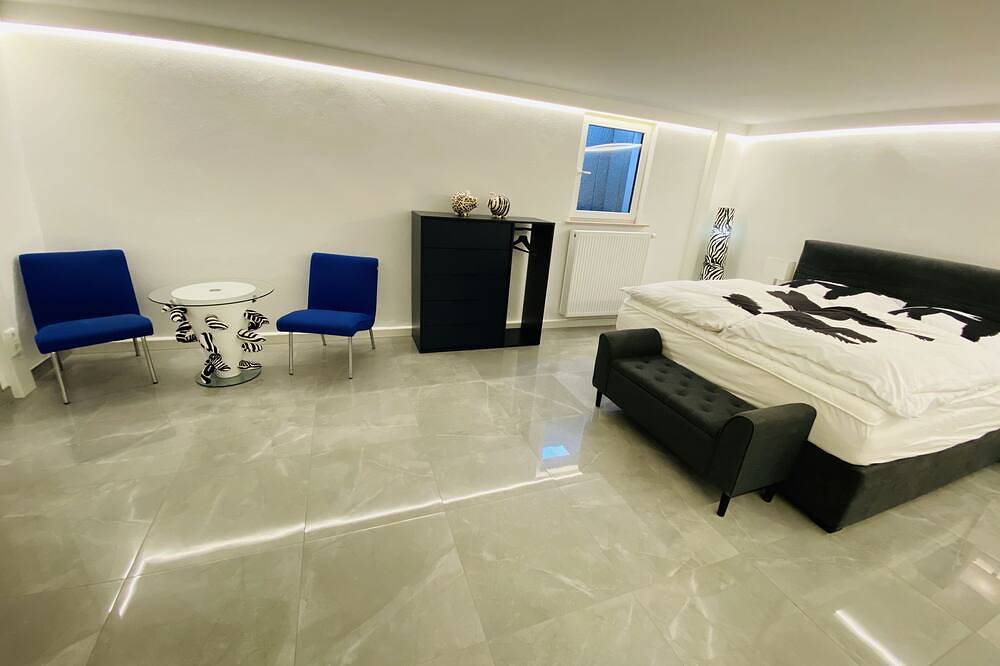 Ganze Wohnung, Luxus Apartment Nero im Rheingau in Geisenheim, Rheingau-Taunus-Kreis