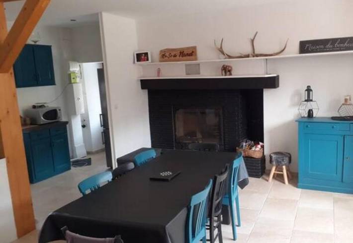 Gîte pour 8 personnes, avec terrasse et vue, animaux acceptés dans Burgalays