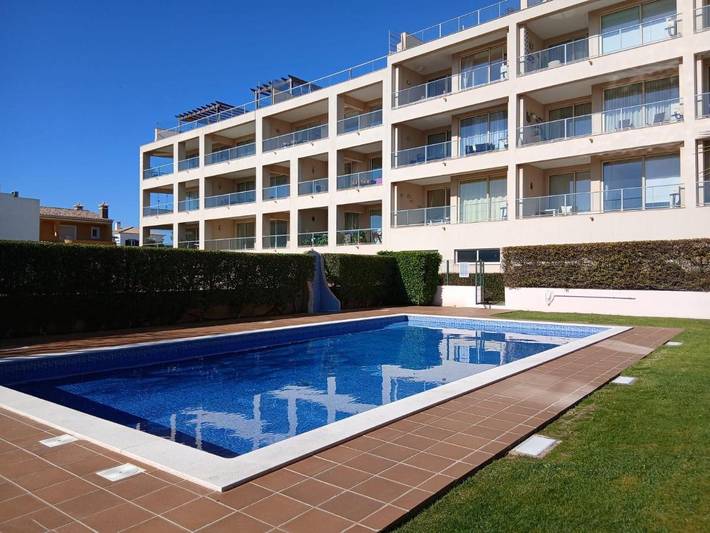 Casa de férias para 4 pessoas, com Terraço e Jardim e ainda Piscina and Vista em Praia do Burgau
